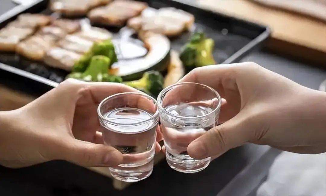 喝酒段位大揭秘，你能到達(dá)哪一級？.jpg