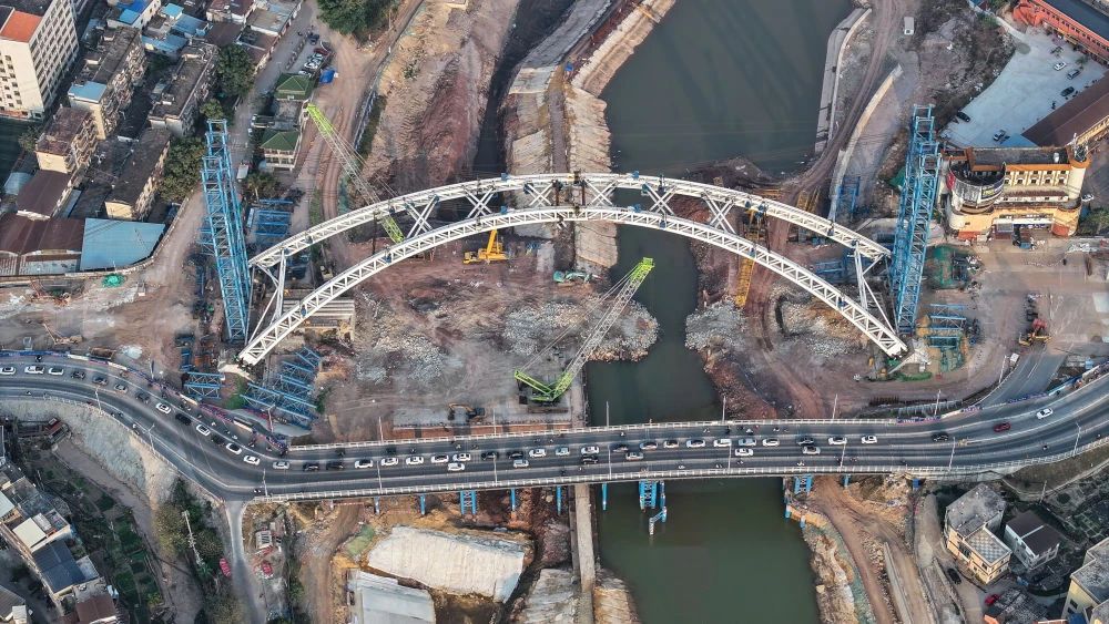 這是2025年2月4日拍攝的廣西平陸運(yùn)河建設(shè)工地現(xiàn)場。.jpg