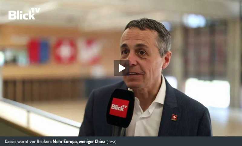 cassis  瑞士銀行.jpg cassis  瑞士銀行.jpg