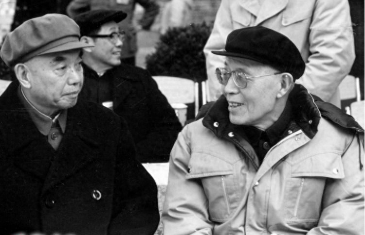 1988年，蕭克與歐陽(yáng)毅.png