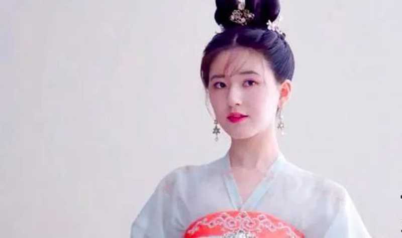 “感情這場(chǎng)戲，夠狠，你就贏了”1.jpg