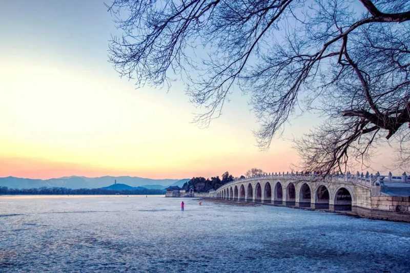 從頭越，蒼山如海，殘陽如血。.jpg