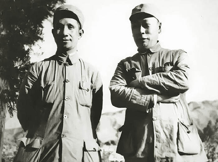 陳毅和粟裕。.jpg