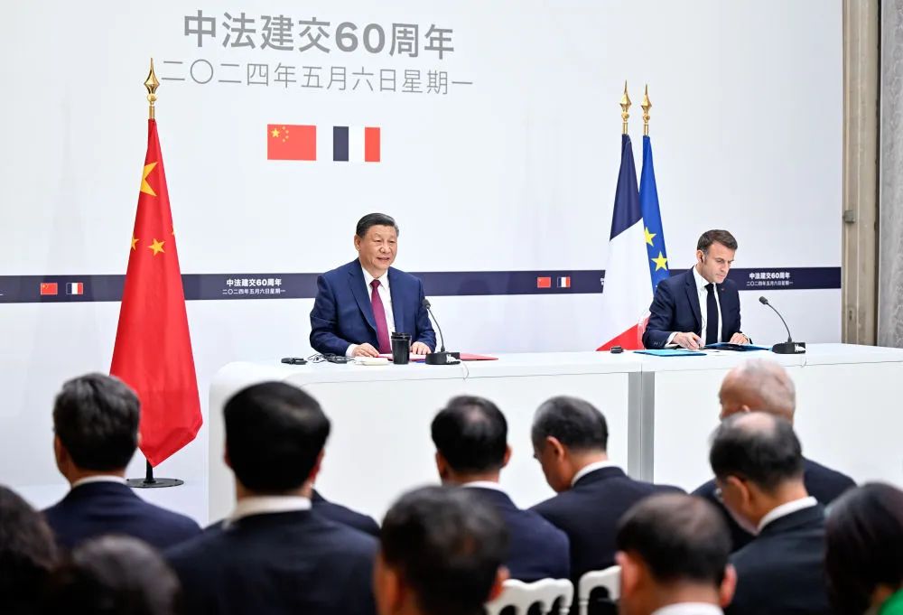 習近平同法國總統(tǒng)馬克龍共同會見記者.jpg