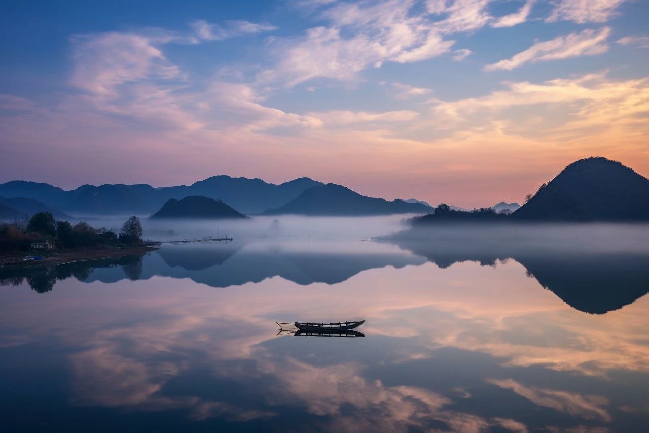 前山槎牙忽變態(tài)，后嶺雜沓如驚奔.jpg