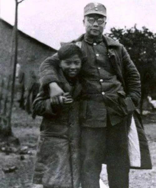 英雄氣短，兒女情長，李克農(nóng)將軍的家國深情4.jpg