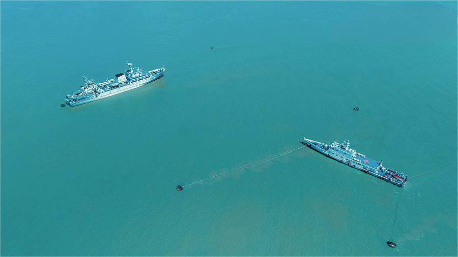 海軍某大隊組織應(yīng)急消磁保障訓(xùn)練.png